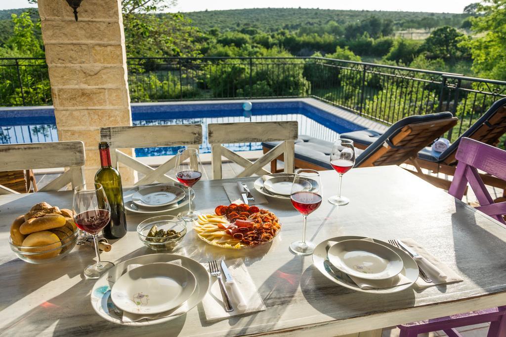 Villa Dvori Dida Mile Sveti Petar  Ruang foto